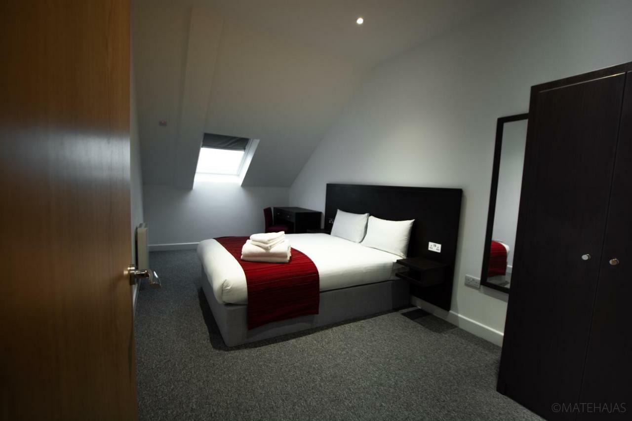 Somerville Apartments London Heathrow Hillingdon Extérieur photo