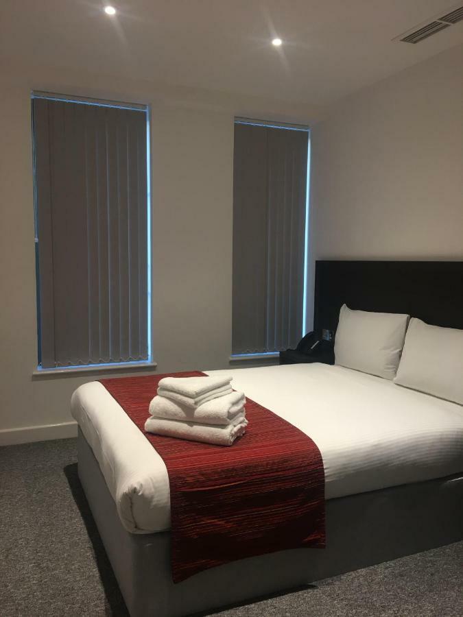 Somerville Apartments London Heathrow Hillingdon Extérieur photo